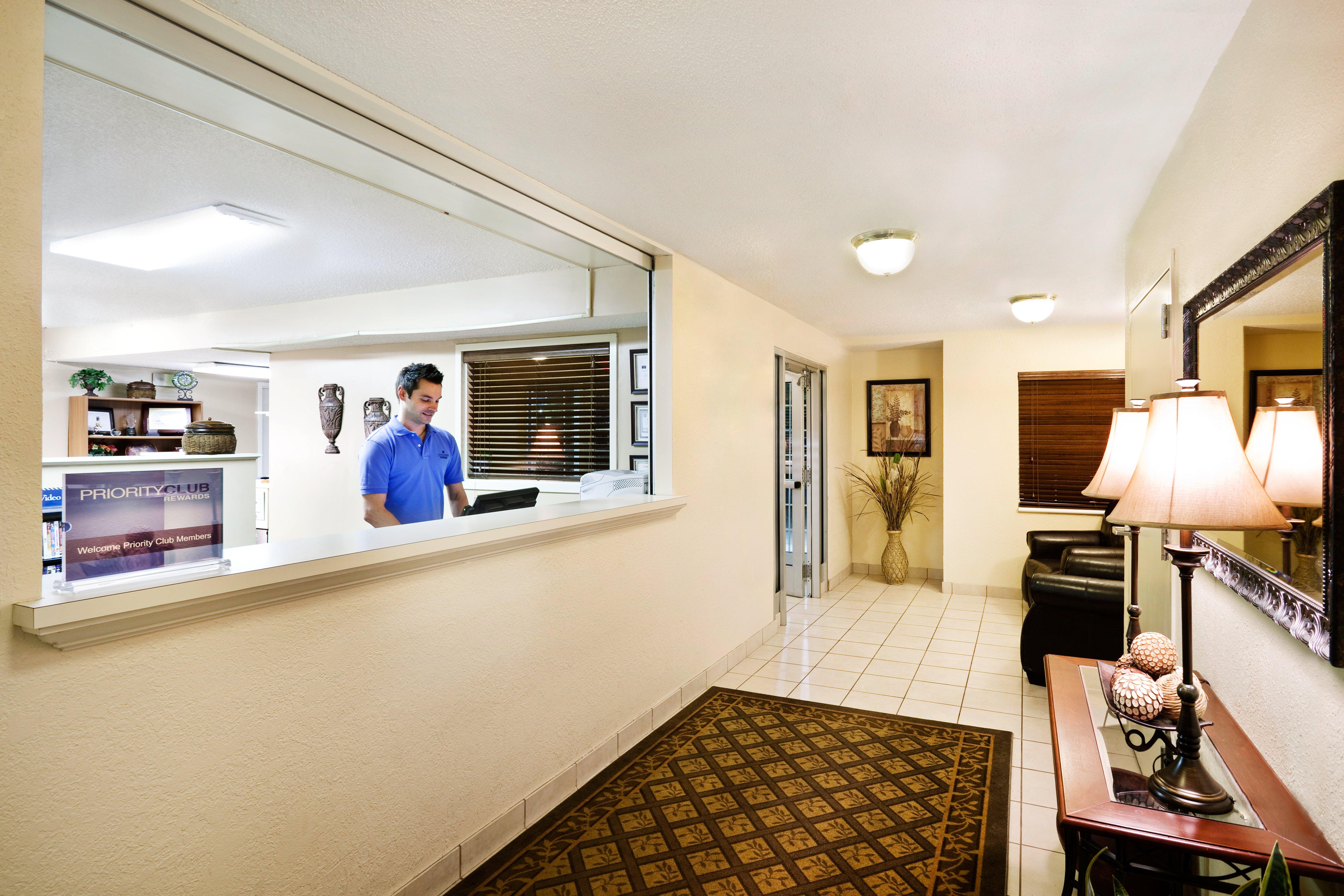 โซเนสตา ซิมพลี สวีท น็อกซ์วิลล์ Hotel ภายนอก รูปภาพ